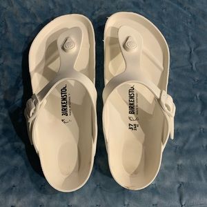 Birkenstock’s - Gizeh Essentials Sandal - Women's